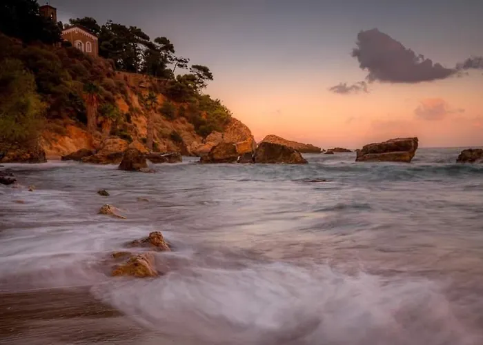 Alex - Nancy - Zaga * Koróni